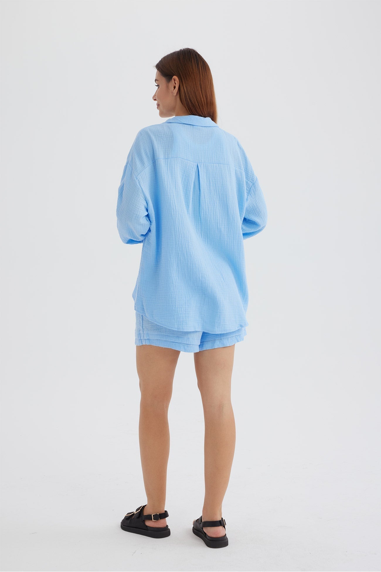 Selena - Slank Langemouwen Shirt en Bijpassende Shorts