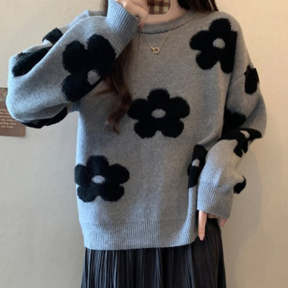 Celina Sweater | Luxe zachte gebreide dames trui met bloemen design