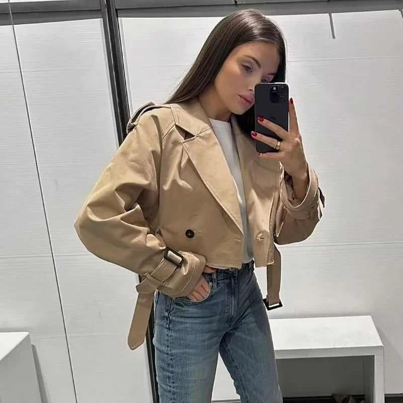 Zaria Jas | Casual trendy double-breasted korte oversized Trenchcoat