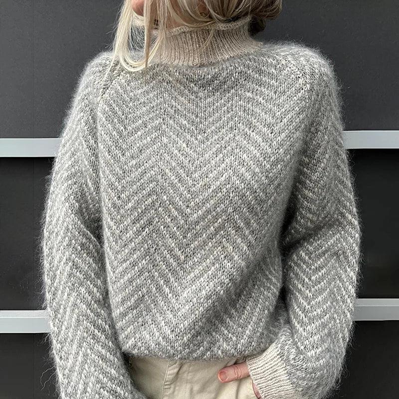 Autri Coltrui | Elegante Grijs gestreepte wintertrui voor dames
