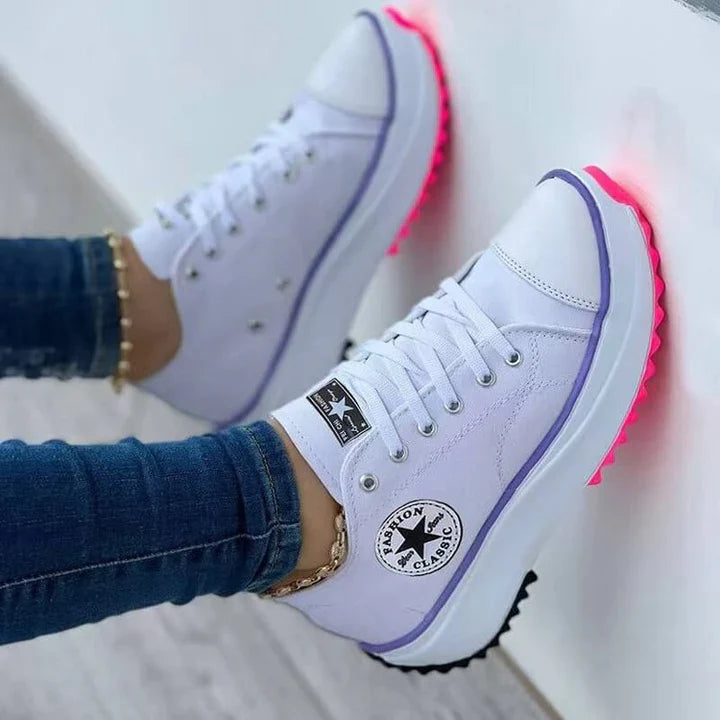 TrendSet Canvas Dames Sneakers - Stijlvol en Comfortabel