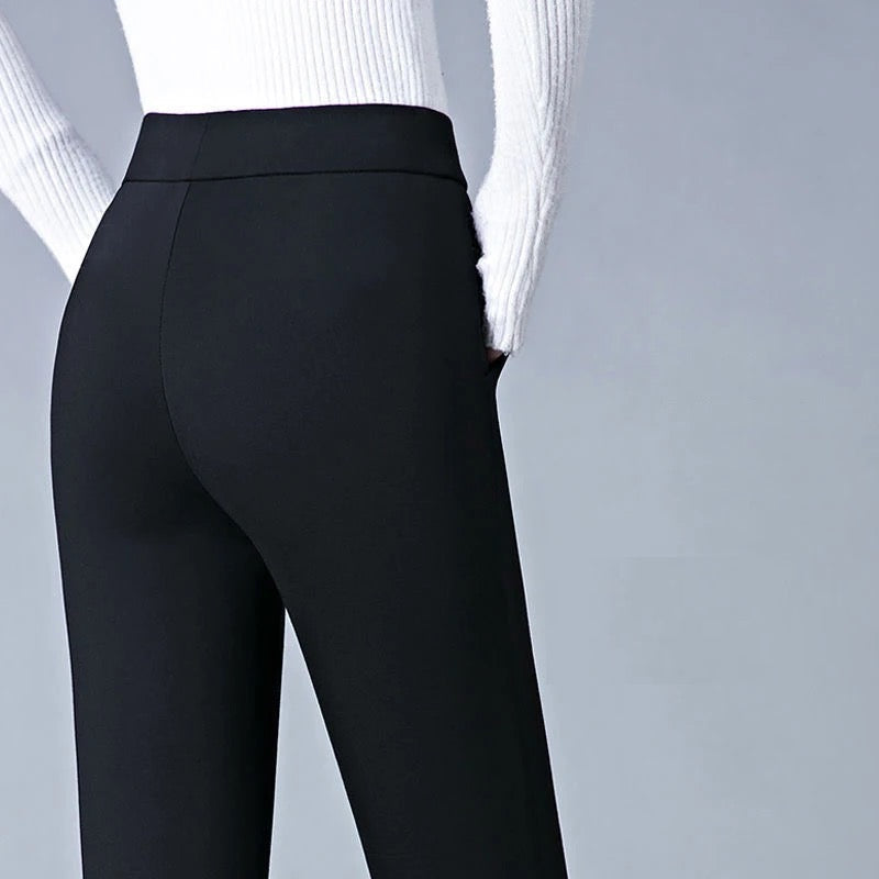 Celina | Elastische damesbroek