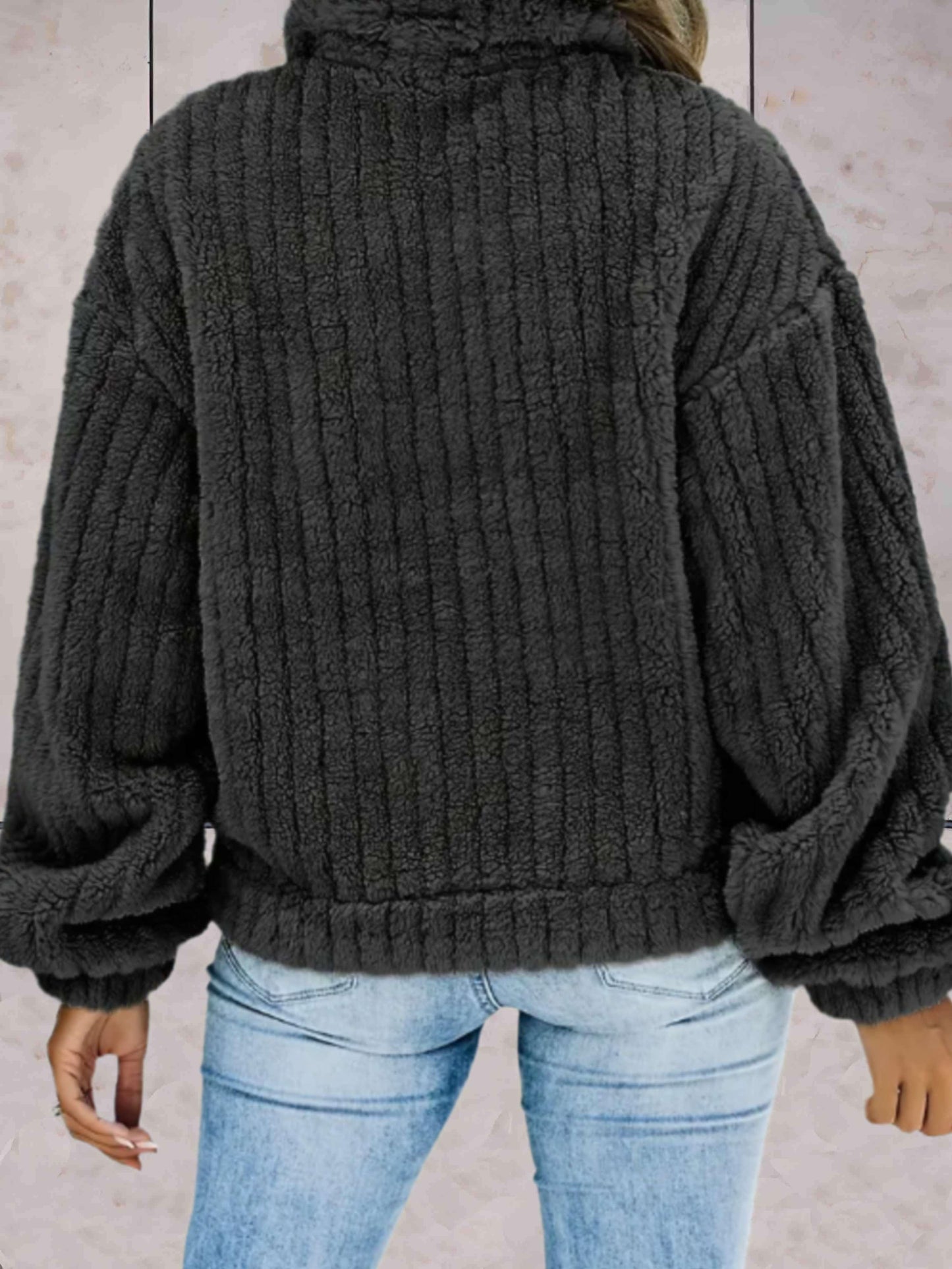 Katrina - Dik winterjack van zachte stof met knopen en diepe zakken