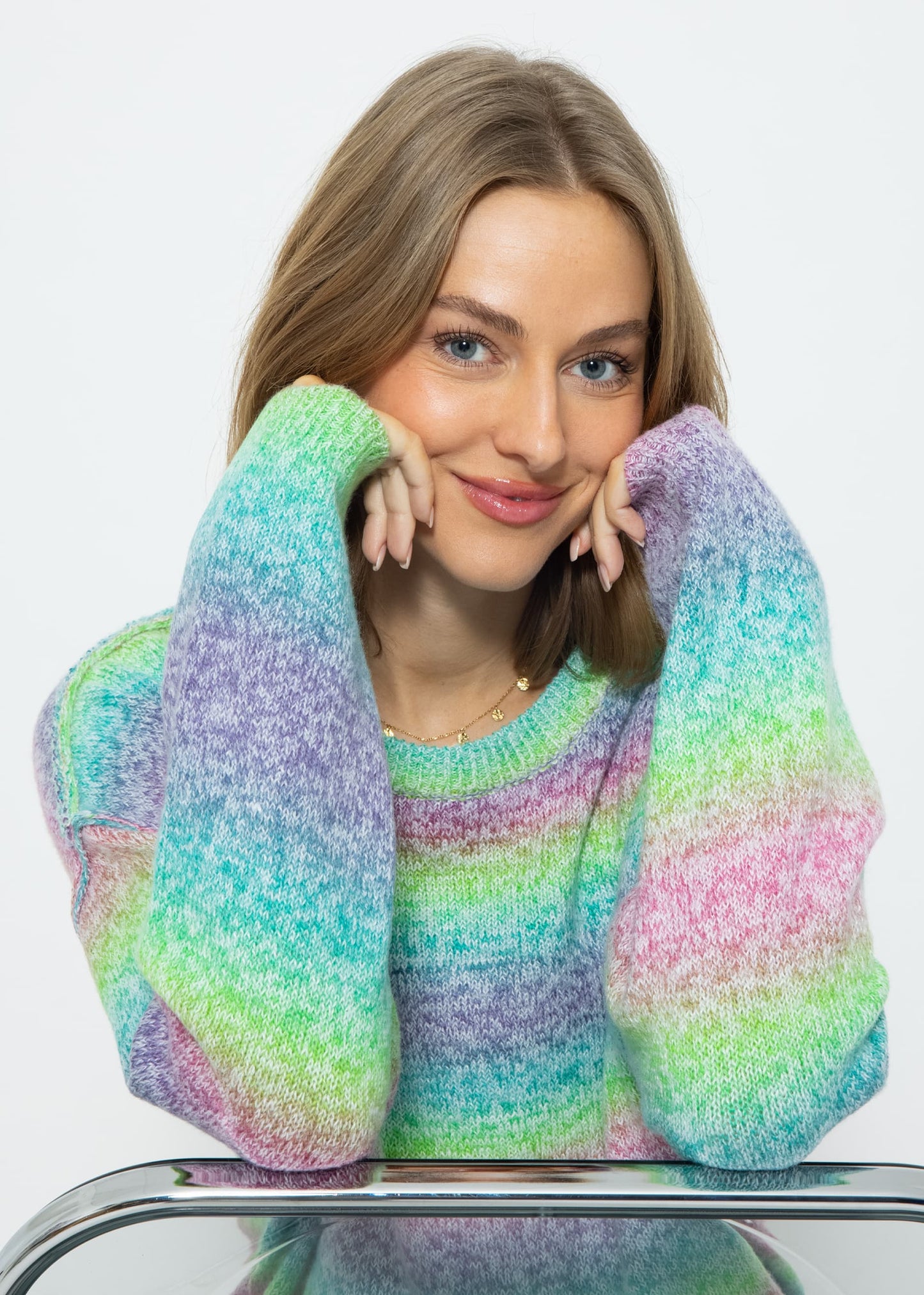 Dara - Oversized Trui met Multikleurige Strepen