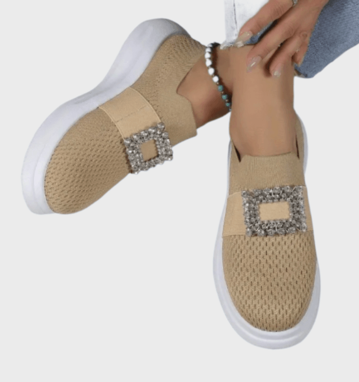 Vicky - Slip on sneakers met dikke vierkante bling in het midden
