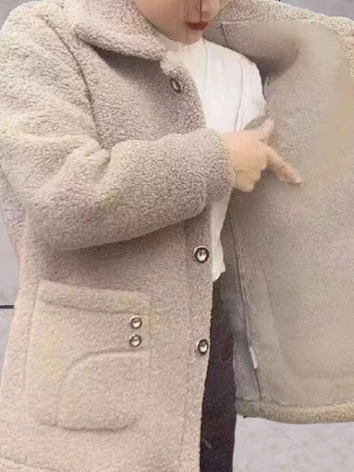 Anika | Dik en warm fleecejack met polokraag en knoopsluiting