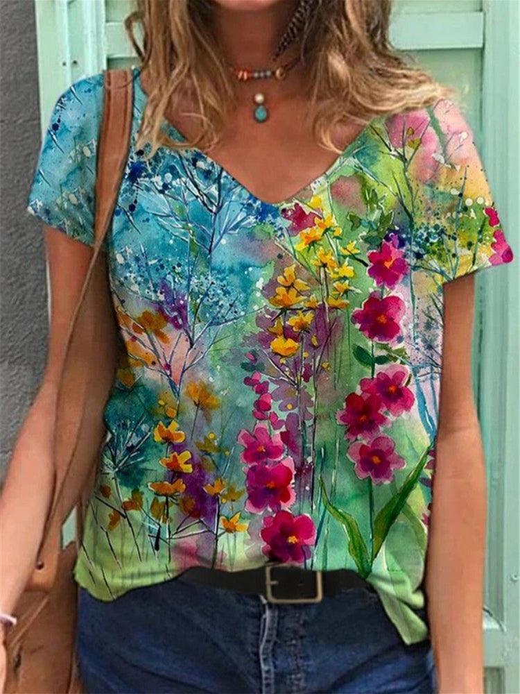 Estie - Bloemenprint T-Shirt in V-halslijn