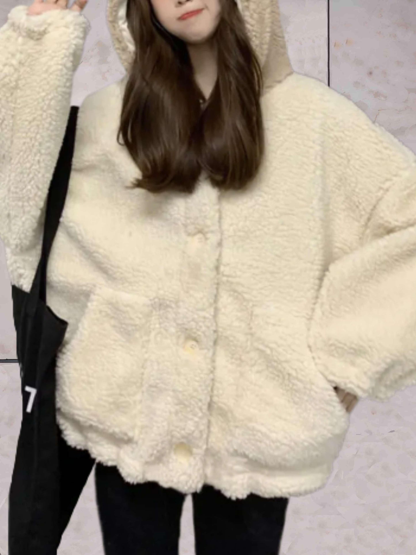 Mariane | Warm fleecejack met capuchon en knoopsluiting in wit