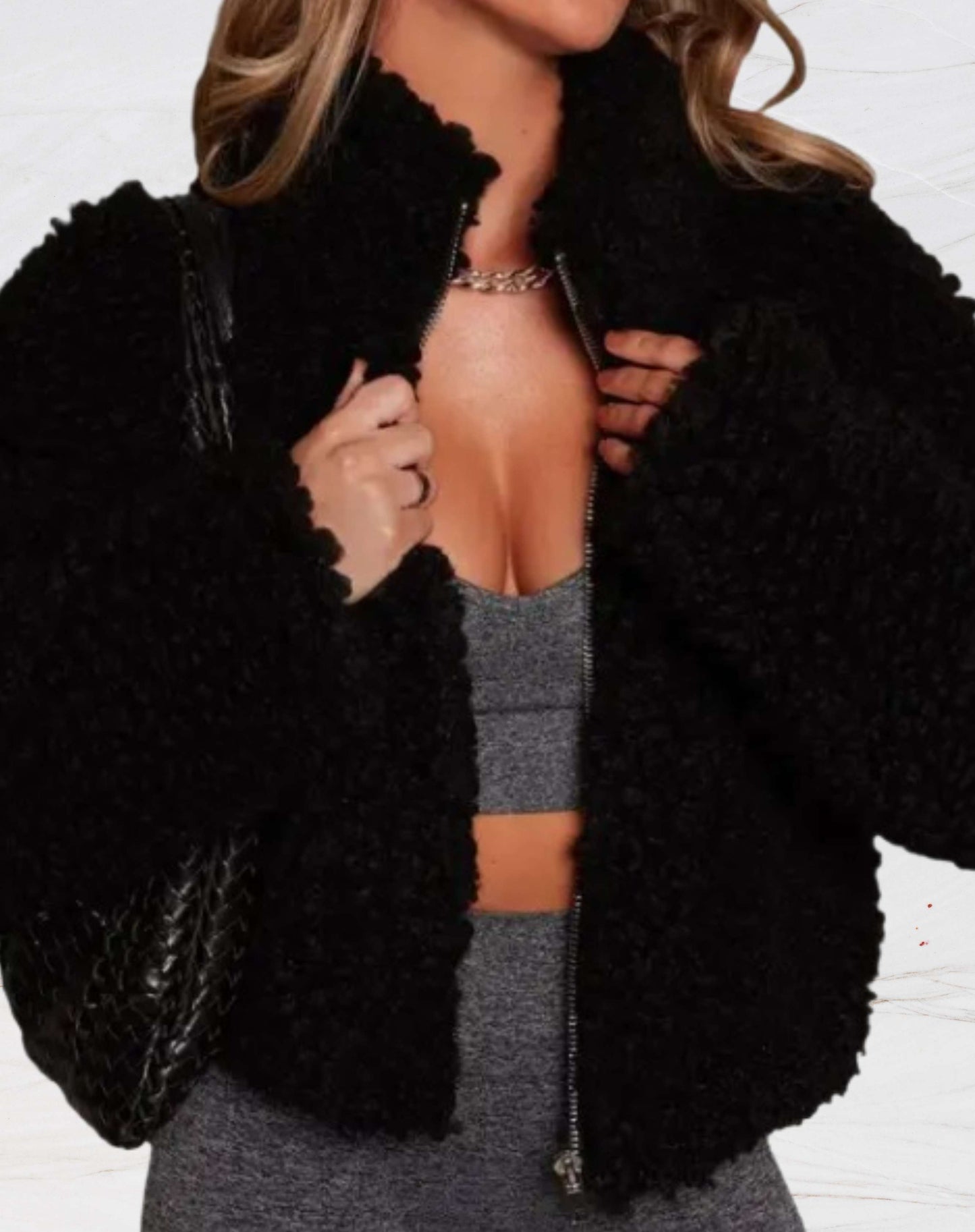 Norma | Warm lamswollen jack met hoge hals en doorlopende ritssluiting