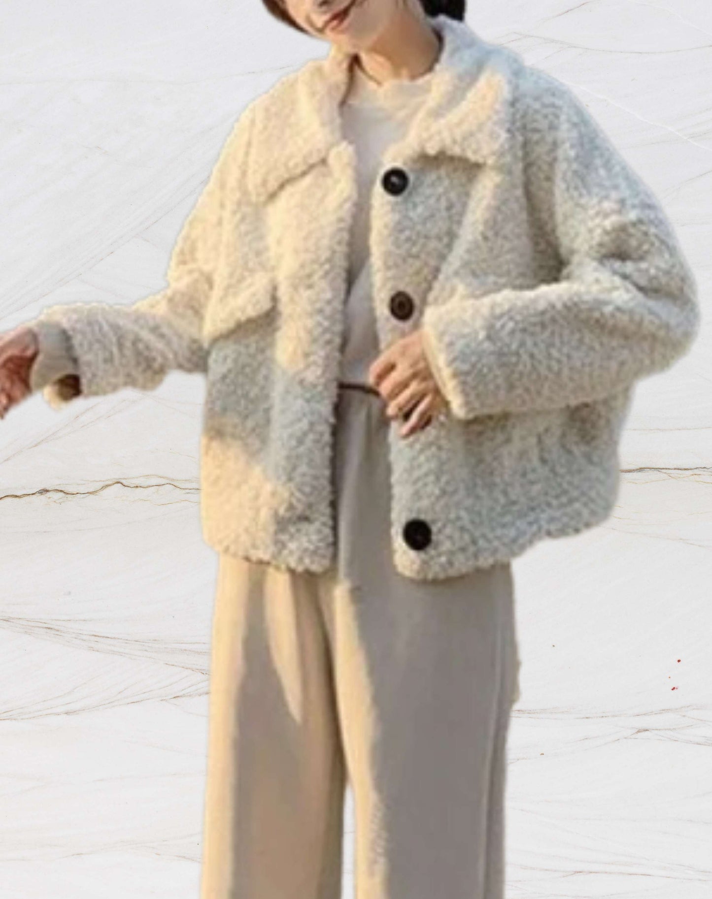 Sanya | Dik en warm lamswollen jack met polokraag en knoopsluiting