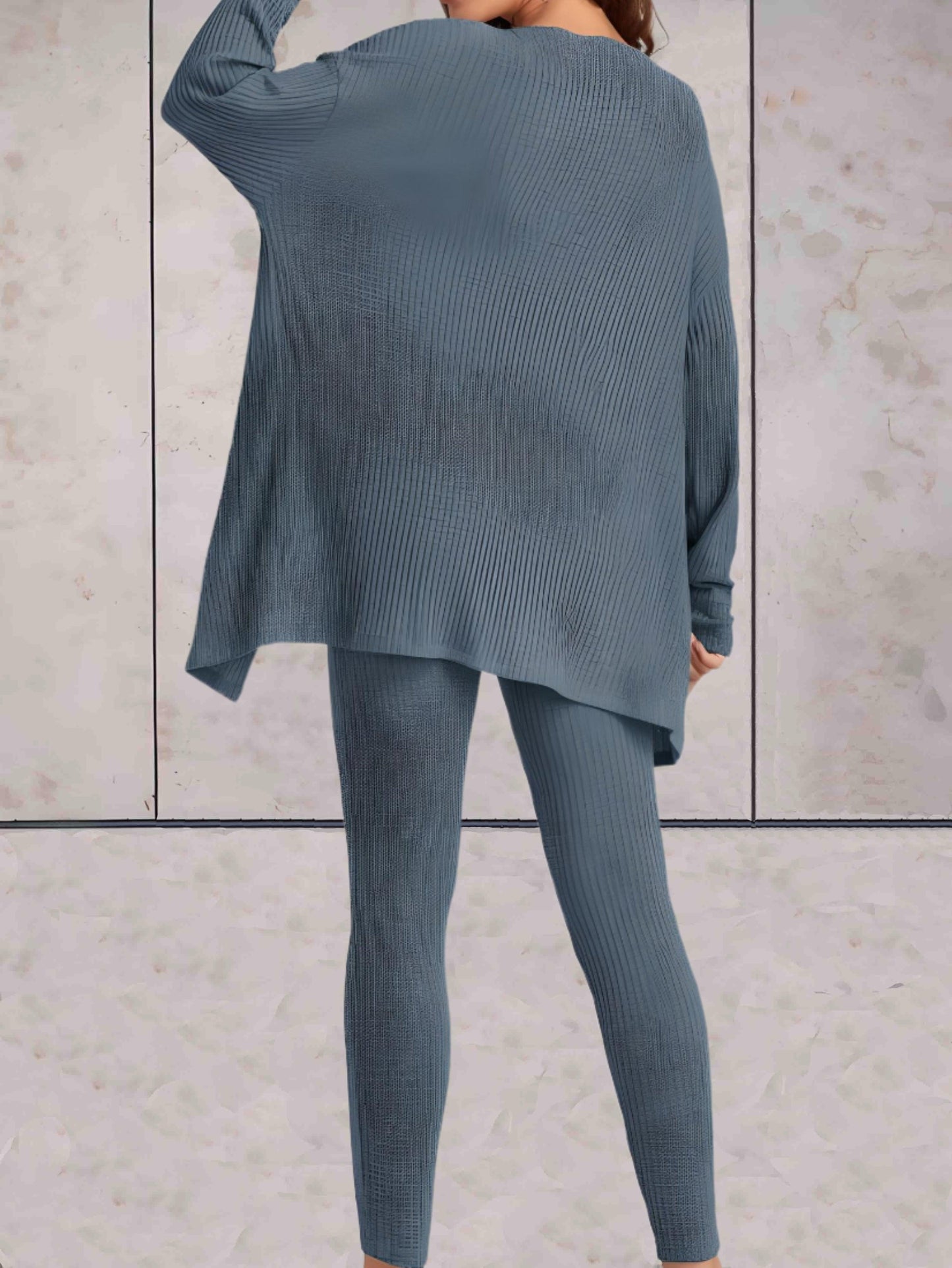 Sierra - comfortabele casual set van hoog getailleerde broek met knoop, crop top zonder mouwen en een oversized sweater