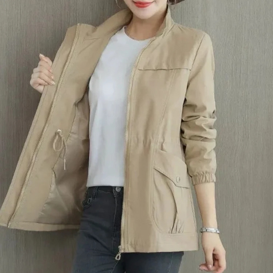 Claudia Trenchcoat | Casual elegante lente tussenjas met hoge kraag en rits voor dames
