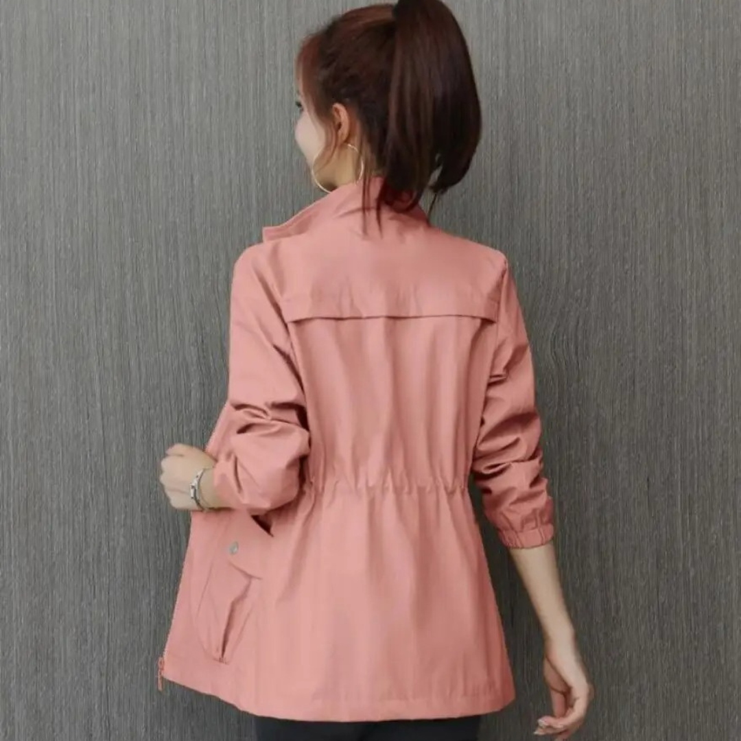 Claudia Trenchcoat | Casual elegante lente tussenjas met hoge kraag en rits voor dames