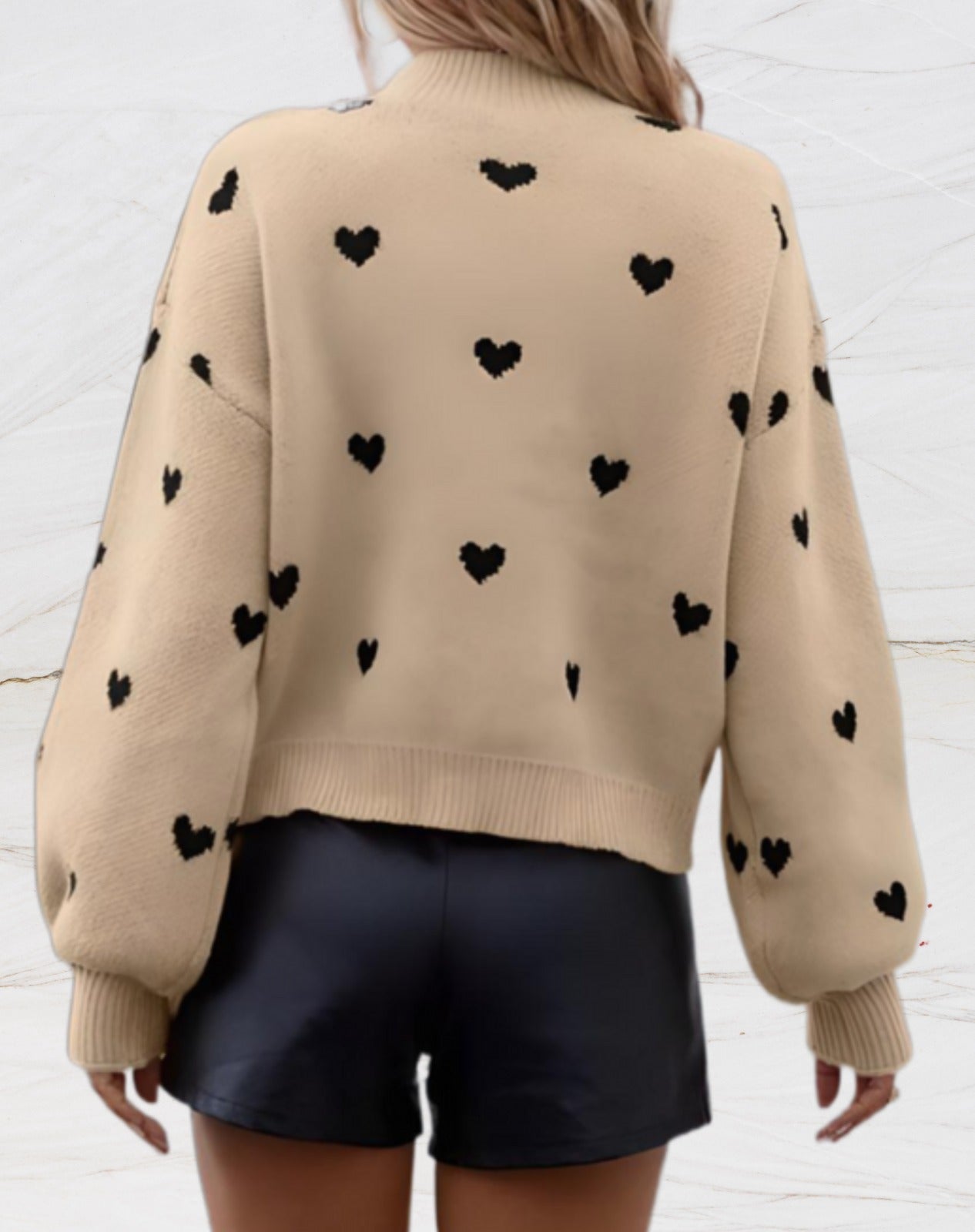 Maria | Oversized trui met ronde hals en hartjesprint