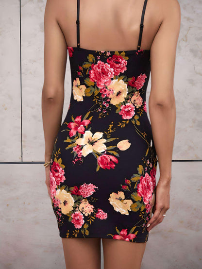 Brielle - Strakke mini jurk met rode en gele bloemen in zwart