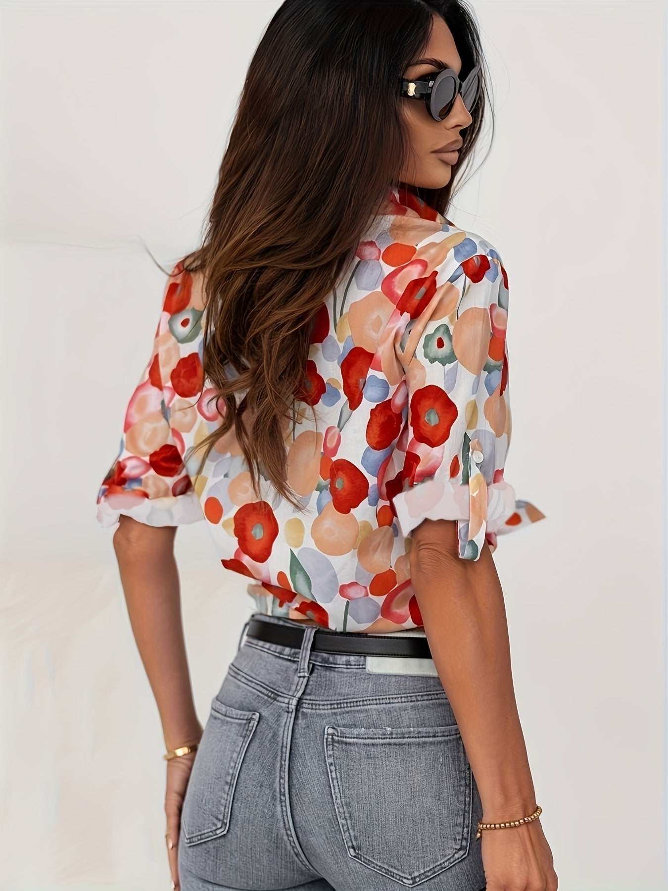 Janine - Bloemenprint blouse met knoopsluiting
