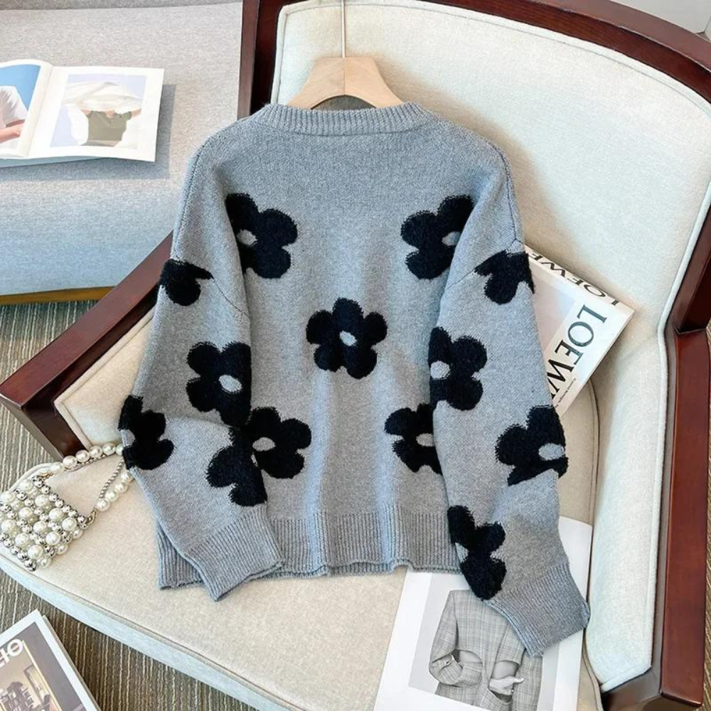 Celina Sweater | Luxe zachte gebreide dames trui met bloemen design