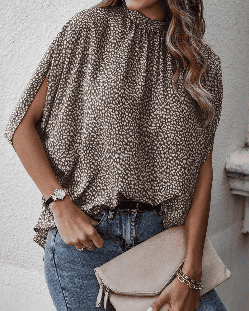 Liv | Blouse met een trendy patroon en split op de mouw