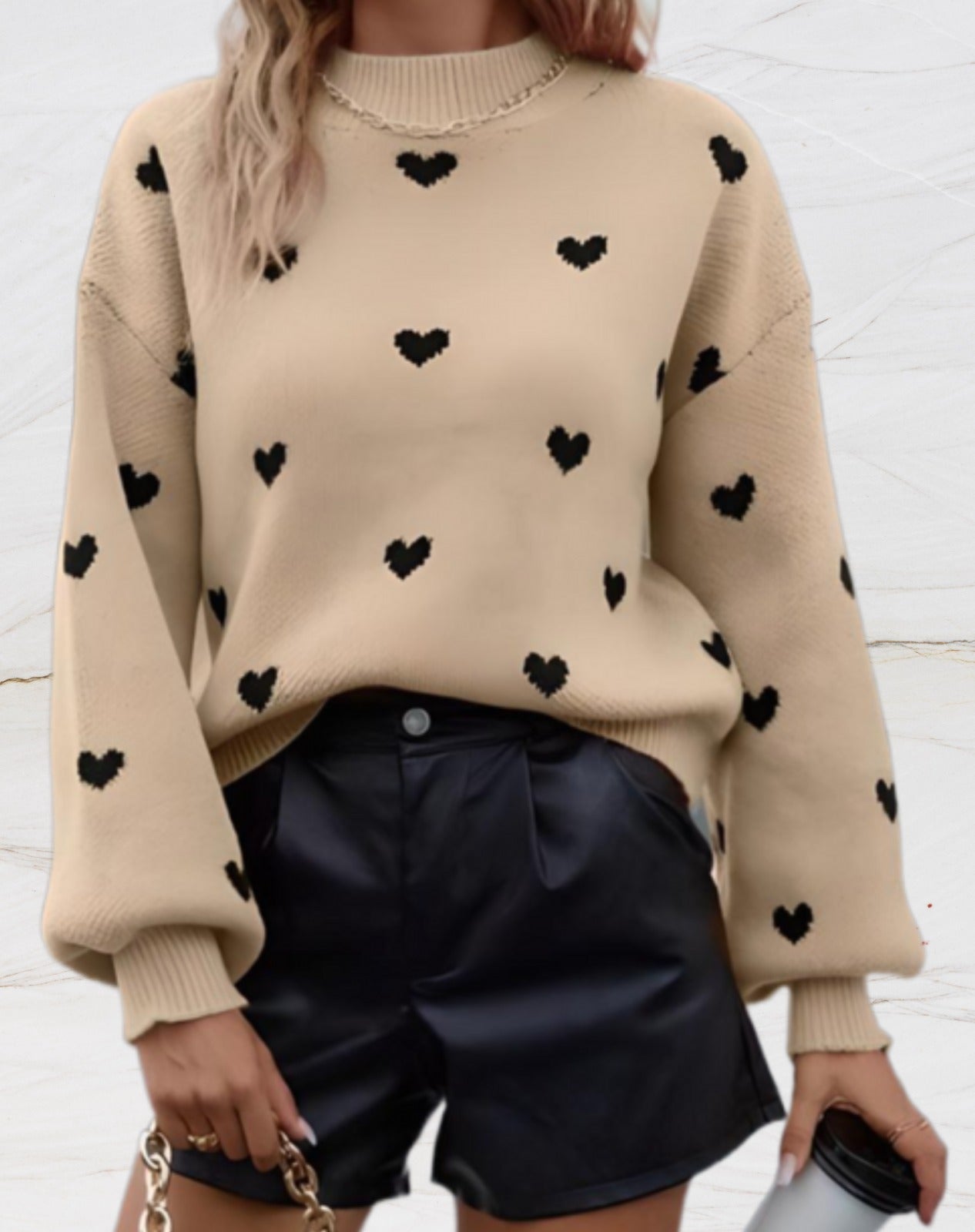 Maria | Oversized trui met ronde hals en hartjesprint