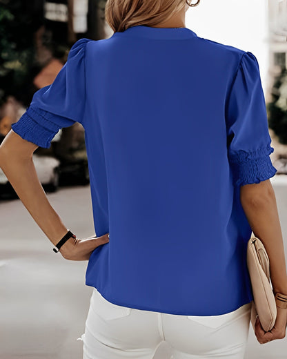 Julia  | Blouse met korte mouwen en een V-hals