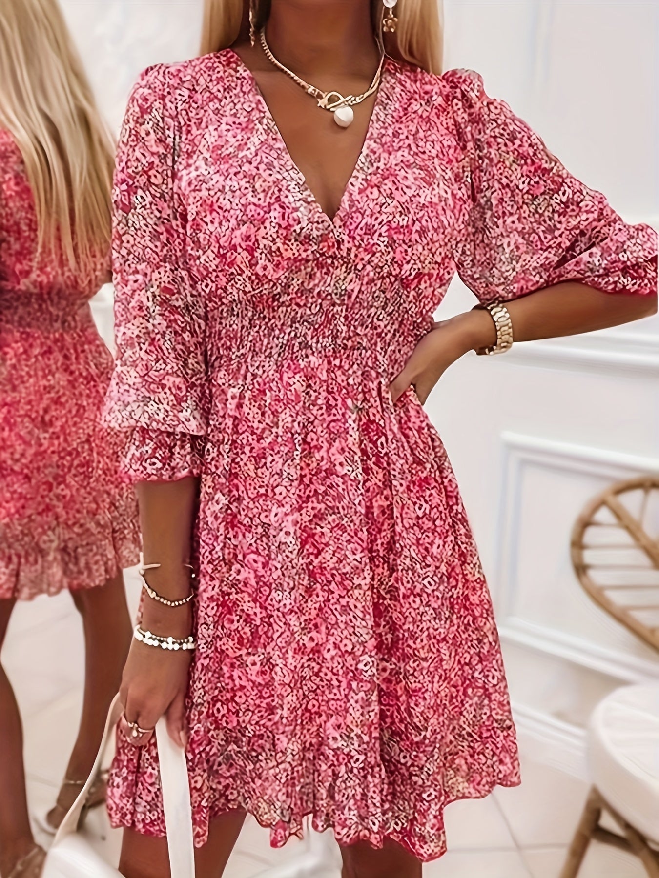 V-hals jurk met gerimpelde taille - Addison