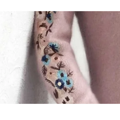 Achtjurk - Zachte Gebreide Sweaterjurk met Geborduurde Mouwen, Hoge Hals, Gebreide Dames Jurks