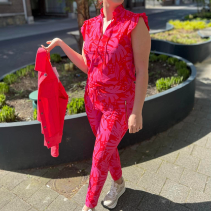 Mouwloze dames blouse met bijpassende comfy broek