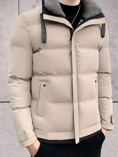 Anthony - dik en warm gewatteerd bomberjack met een hoge halslijn en ritssluiting over de hele lengte