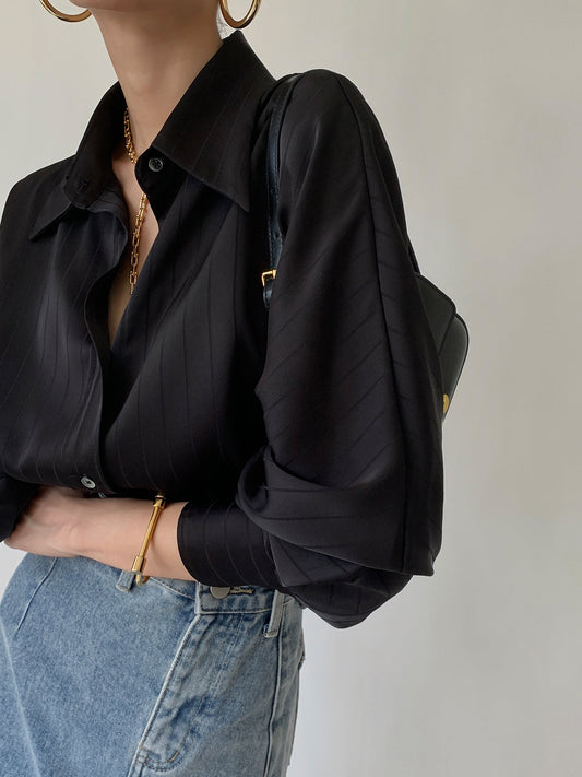 BEAUVOGUE - Charlotte Oversized Overhemd met Kraag en Knoopjes