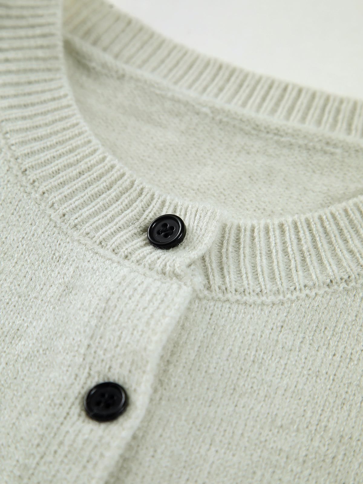 BEAUVOUGE - Casual Button Up Sweater