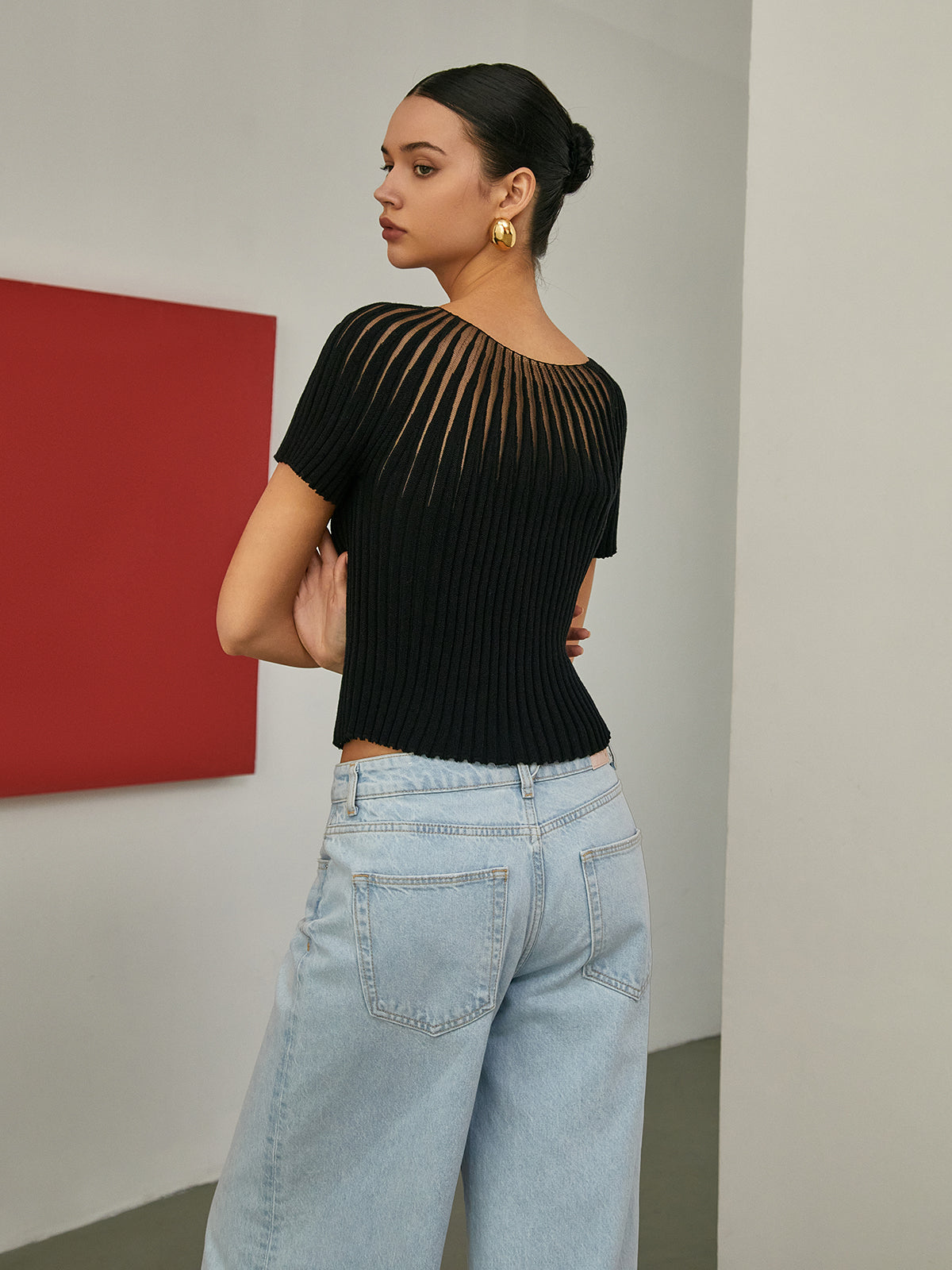 BEAUVOGUE - Effen gebreide top met korte mouwen