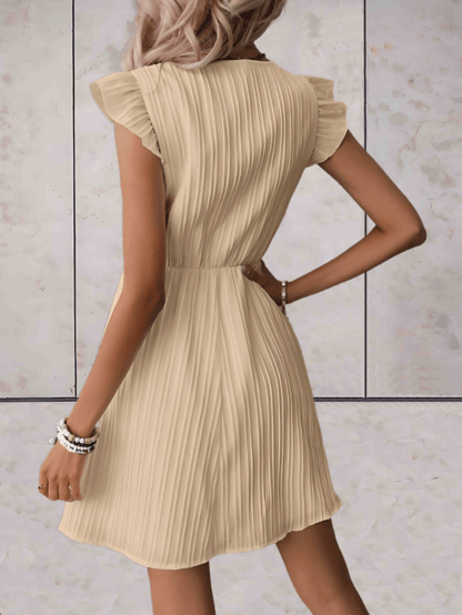 Marriestelle - Jurk boven de knie met lage v-uitsnijding en open mouwen met ruches