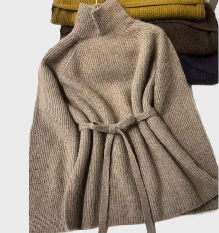 Donna | Elegante gebreide trui met ceintuur, klokmouwen en col