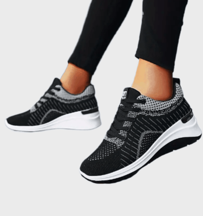 Jesse -  Hardloopsneakers van textiel met veters en semi hoge hakken