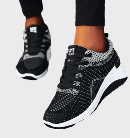 Jesse -  Hardloopsneakers van textiel met veters en semi hoge hakken