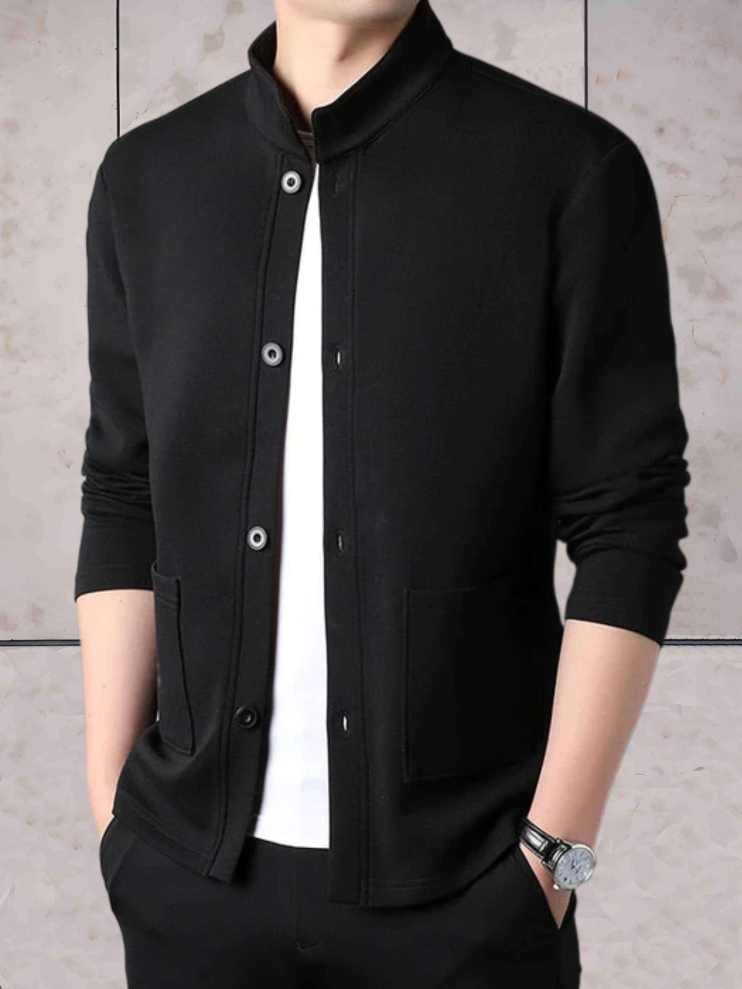 Bruce -  eenvoudig effen jack met opstaande kraag, zakken en knoopsluiting