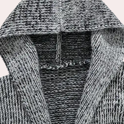 Fanis - Gebreid herenvest met capuchon