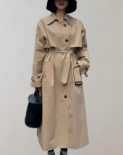 Calia | Lange trench coat met riem taille en knopen