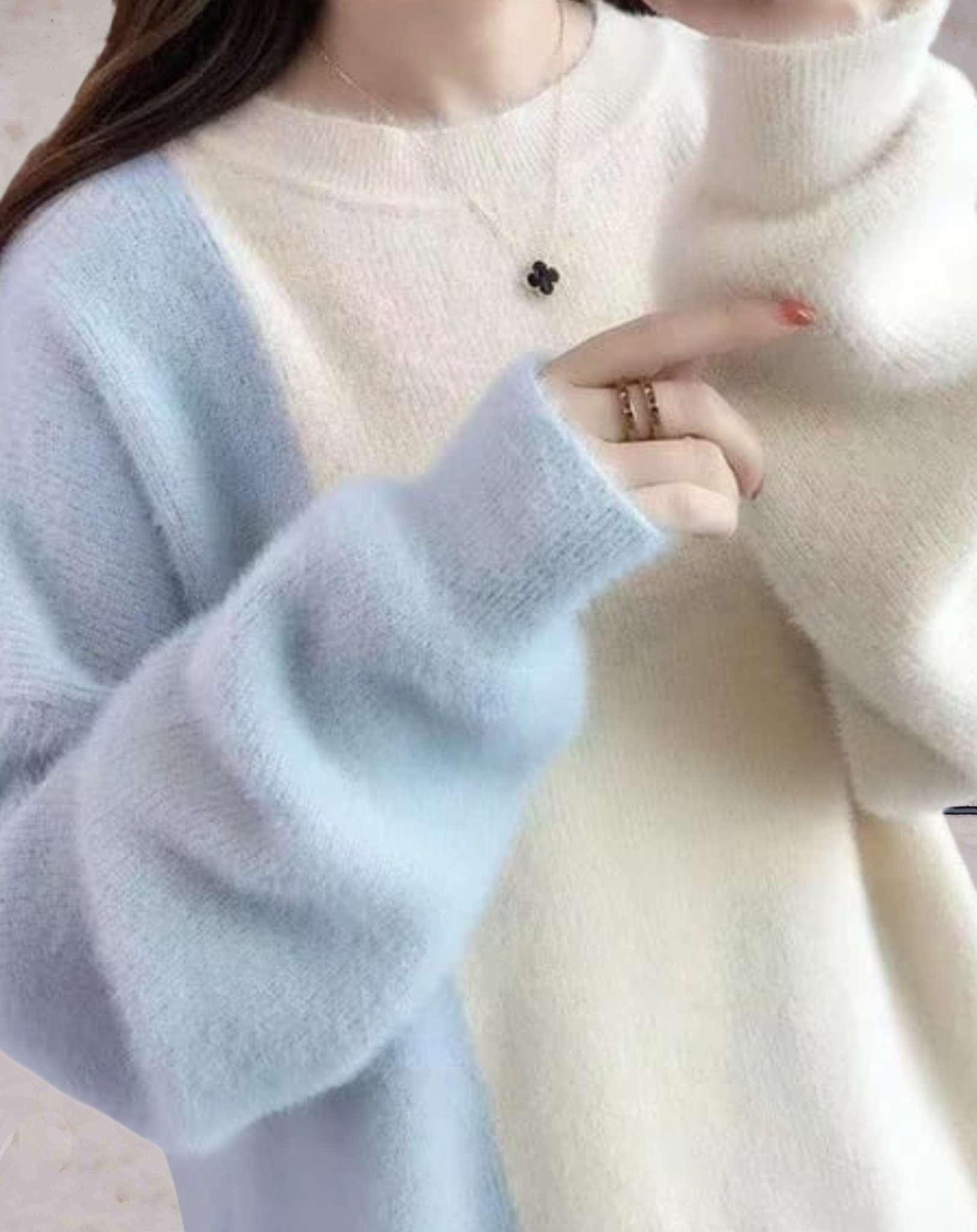 Carol | Eenvoudige 2-kleuren contrast gebreide trui met ronde halslijn