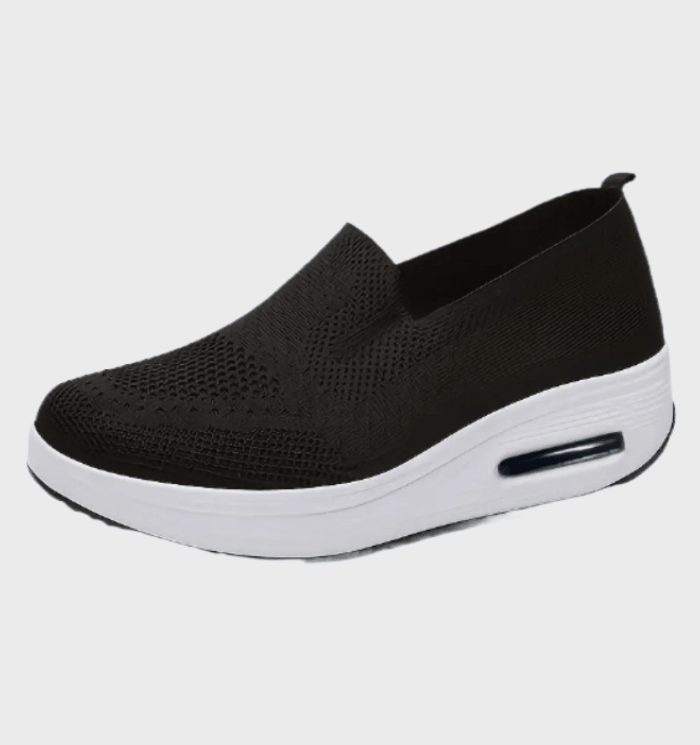 Trisha - Slip on sneakers met hoge tussenzool en puntige neus