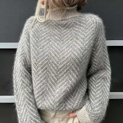 Autri Coltrui | Elegante Grijs gestreepte wintertrui voor dames