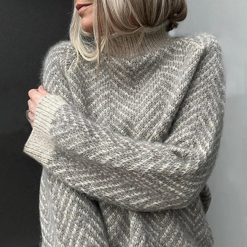 Autri Coltrui | Elegante Grijs gestreepte wintertrui voor dames