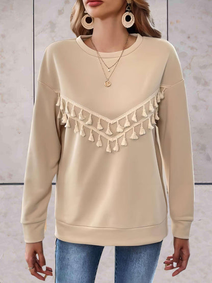 Farah - Beige sweater met kwastjes vooraan