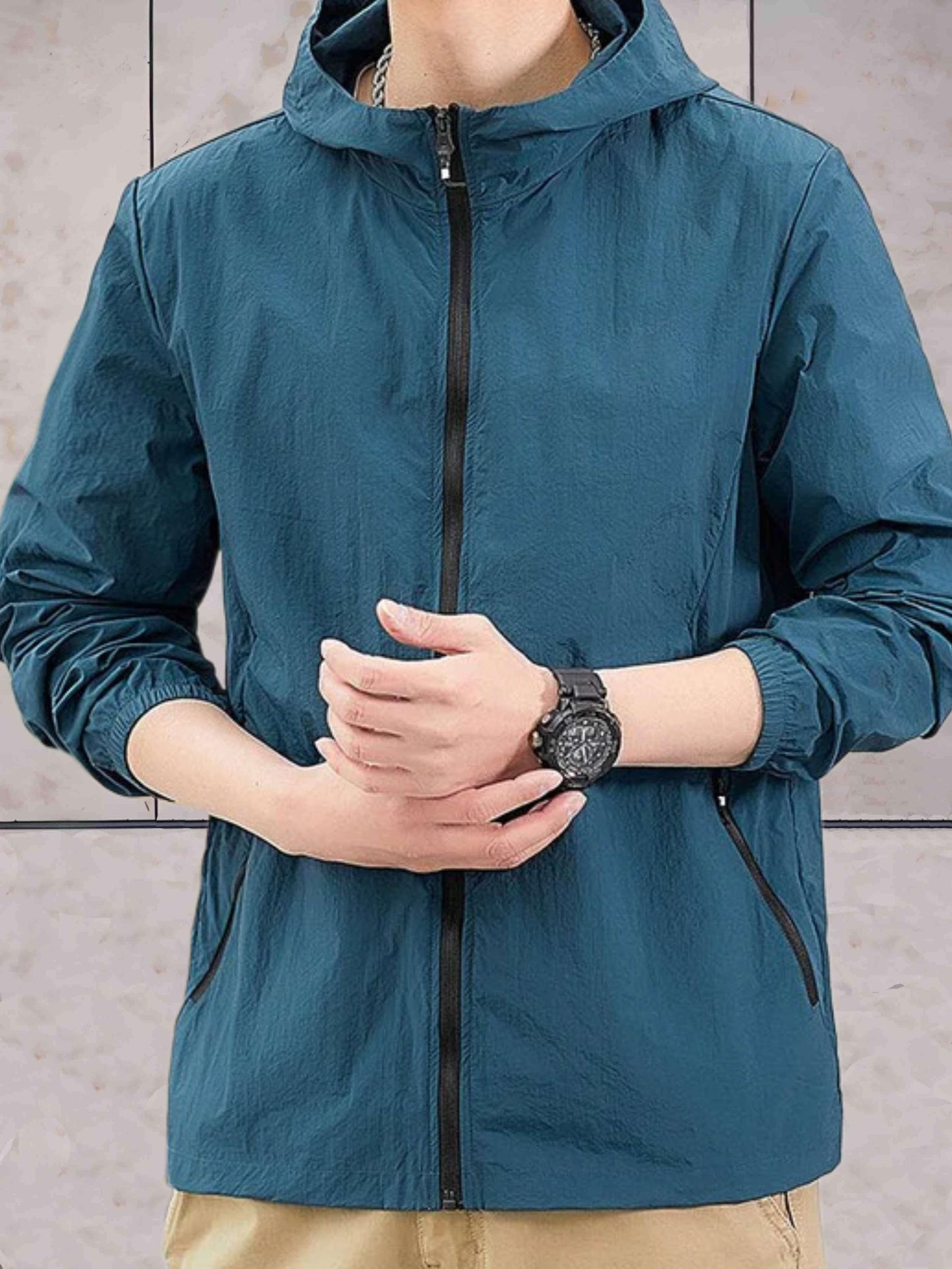 Francis - warm en lichtgewicht polyester jack met capuchon en ritssluiting over de hele lengte