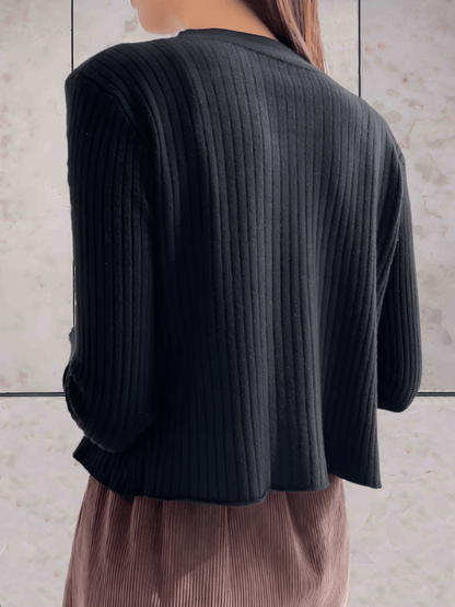 Gal - Slim-fit geribbelde designtrui met golvend design aan de knoopzijde, lage v-uitsnijding