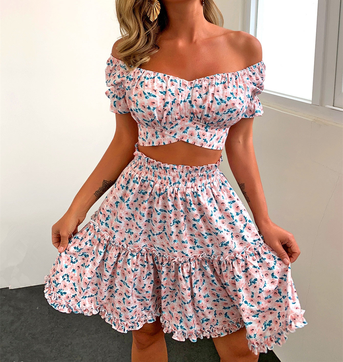 Two piece set bloemen