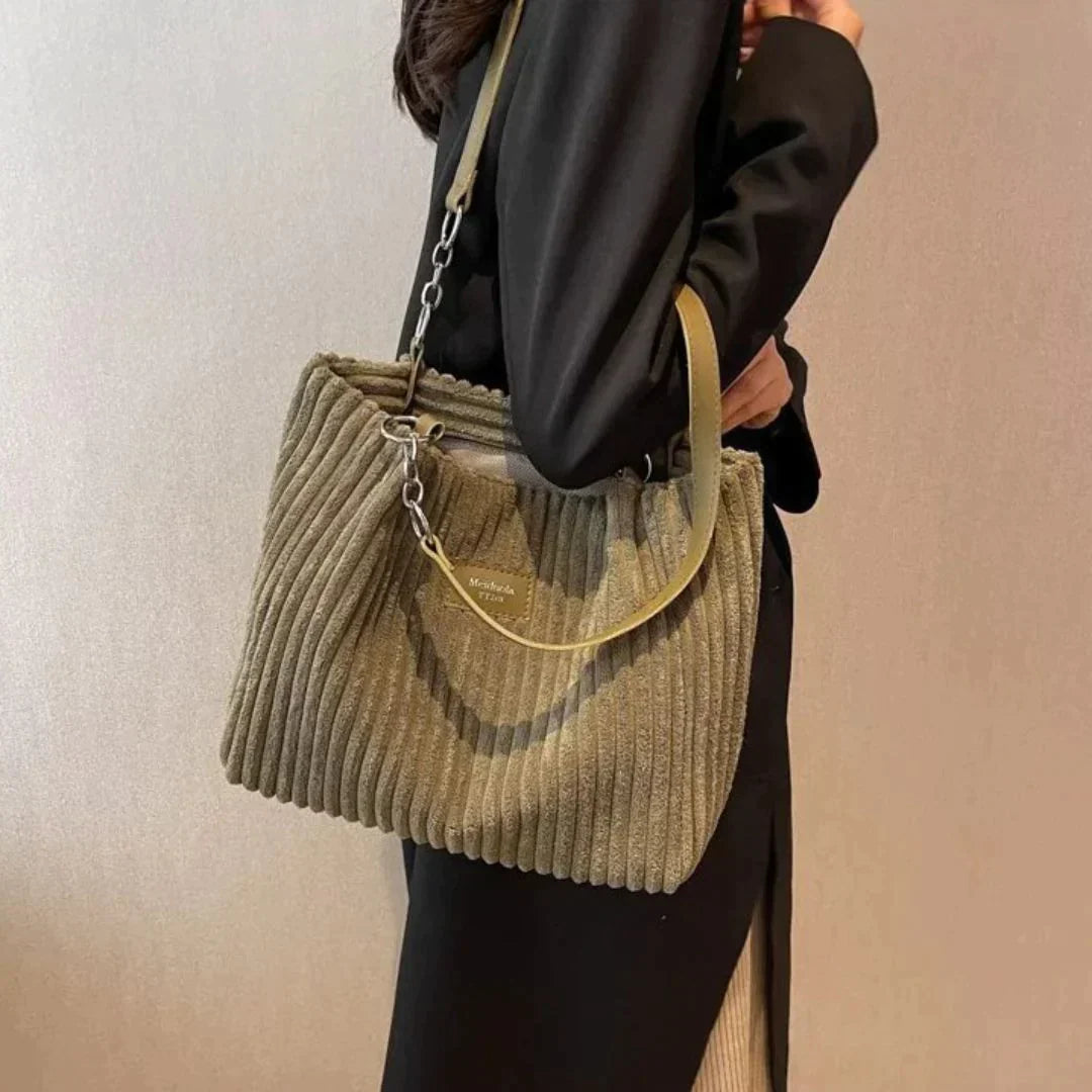 Harlee | Schoudertas van ribfluweel