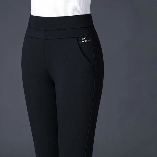 Celina | Elastische damesbroek