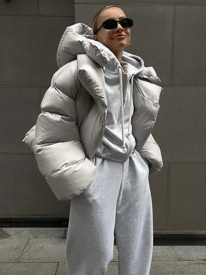 Atelier Puffer | Kort gewatteerde winter damesjas met capuchon