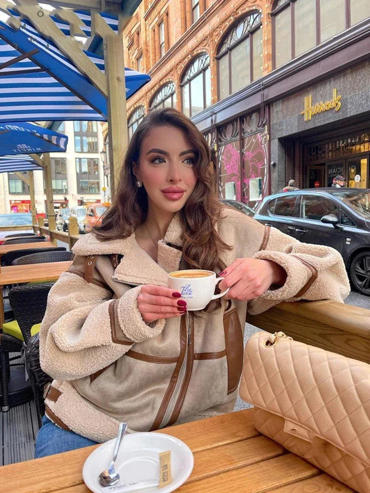 Alayá Mantel | Korte trendy fleece jas voor dames